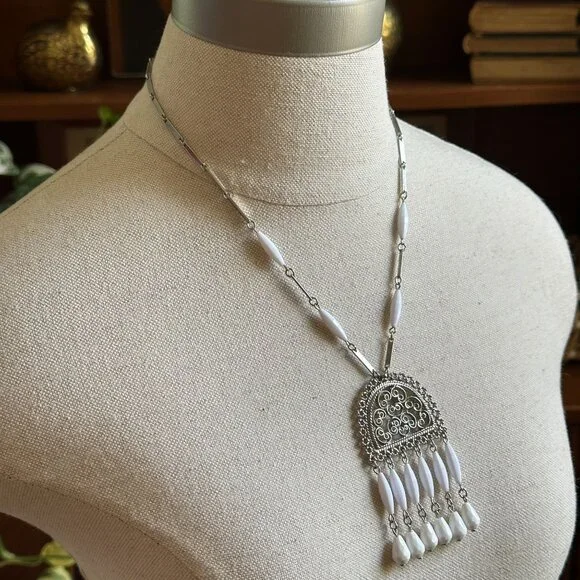 Vintage Silver Chandelier Pendant Necklace With White Beads & Teardrop Accents - Picture 2 of 9